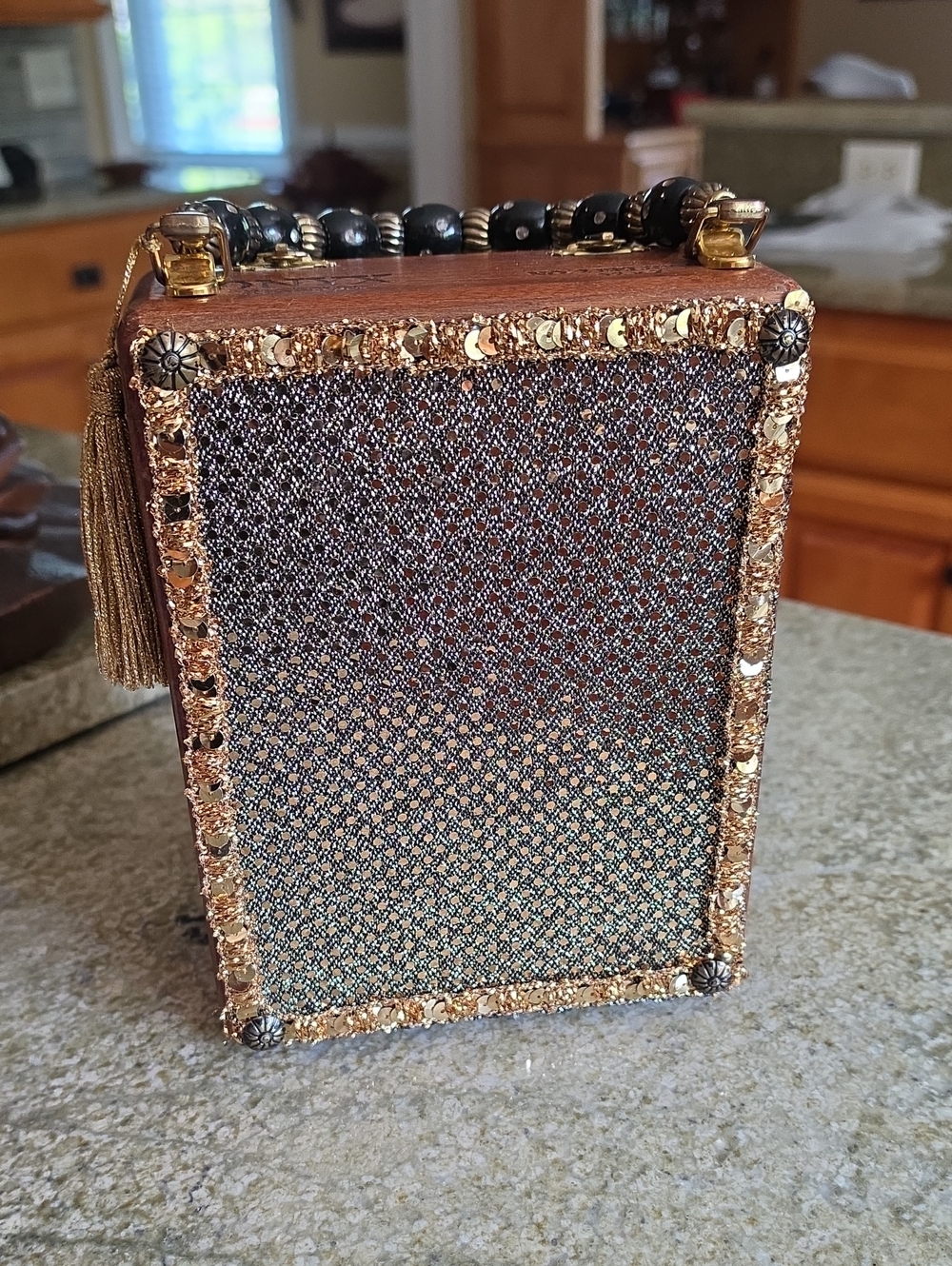 Cigar Box Purse Embellished Metallic Mesh Decorative ONYX Cigar Box - Gold/Black